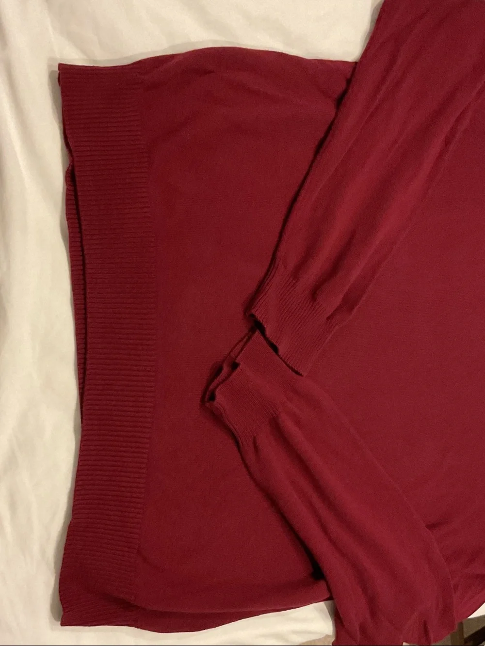 Jos. A. Bank Men's V- Neck Sweater in Burgundy